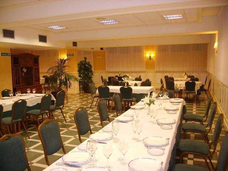Tryp Bilbao Sondika Hotel 레스토랑 사진
