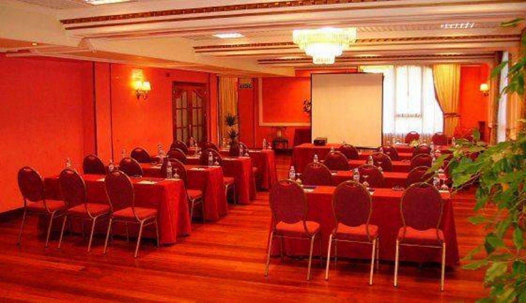 Tryp Bilbao Sondika Hotel 시설 사진
